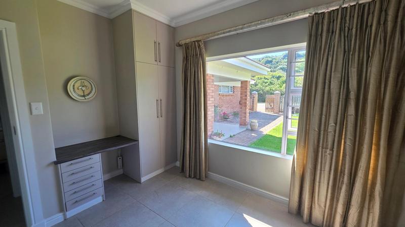 3 Bedroom Property for Sale in Dolphin Creek Golf Estate Western Cape